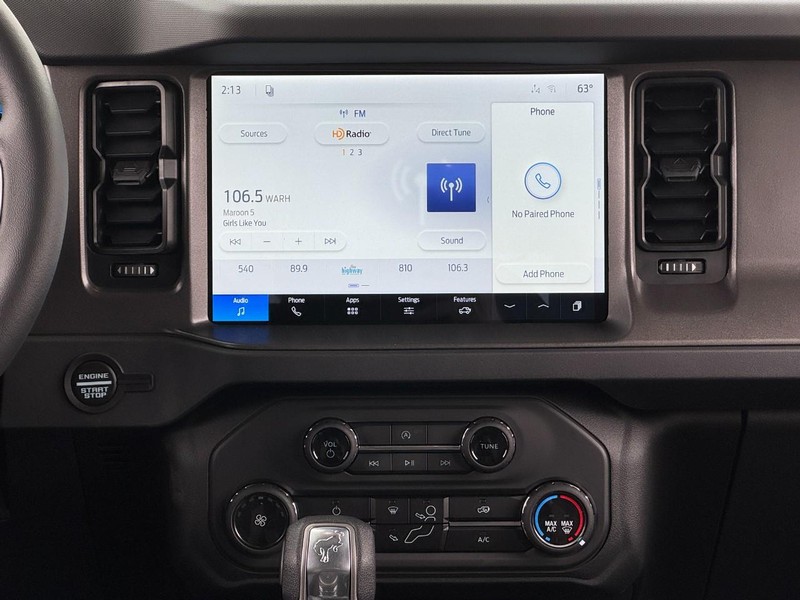 Ford Bronco Vehicle Full-screen Gallery Image 12