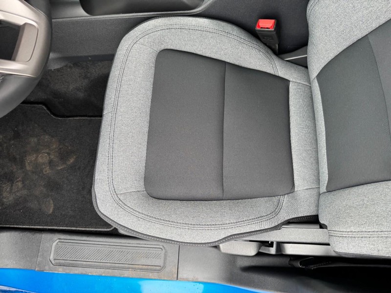 Ford Bronco Vehicle Full-screen Gallery Image 17