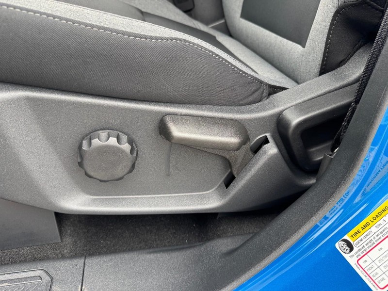 Ford Bronco Vehicle Full-screen Gallery Image 18