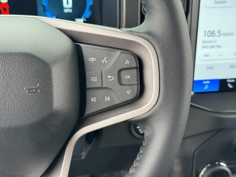 Ford Bronco Vehicle Full-screen Gallery Image 21