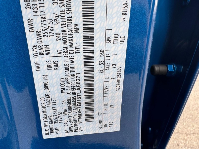 Ford Bronco Vehicle Full-screen Gallery Image 24