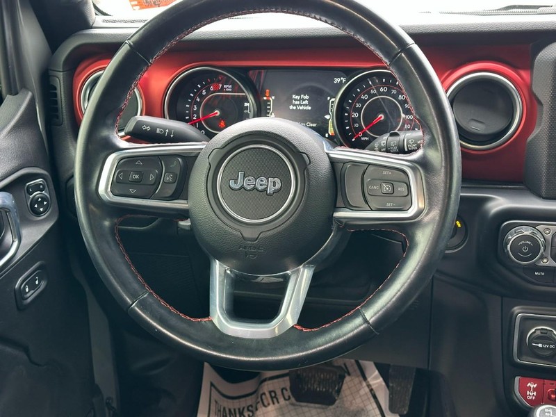 Jeep Wrangler Vehicle Image 12