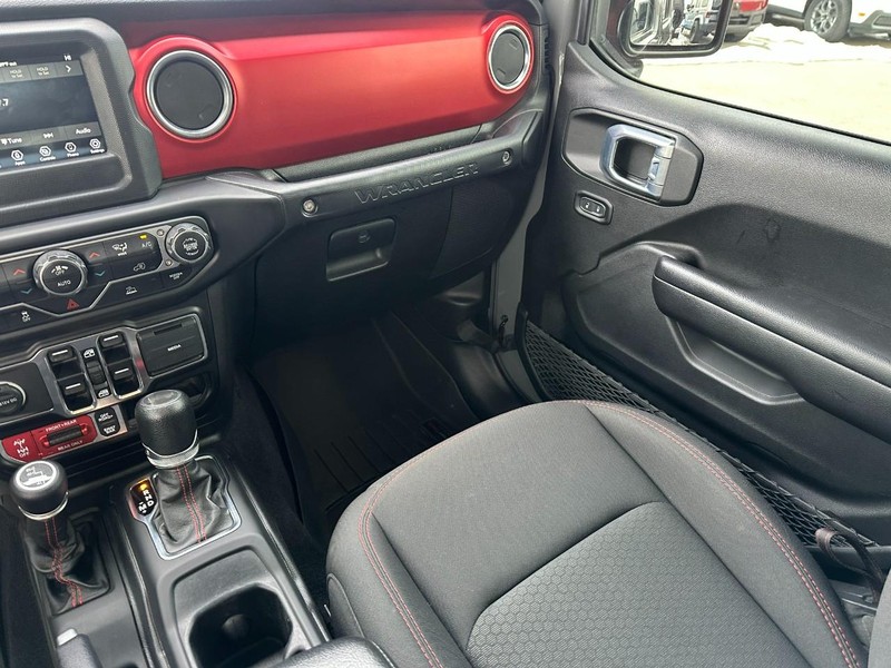 Jeep Wrangler Vehicle Image 15