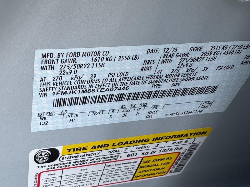 Ford Expedition Max Vehicle Full-screen Gallery Image 20