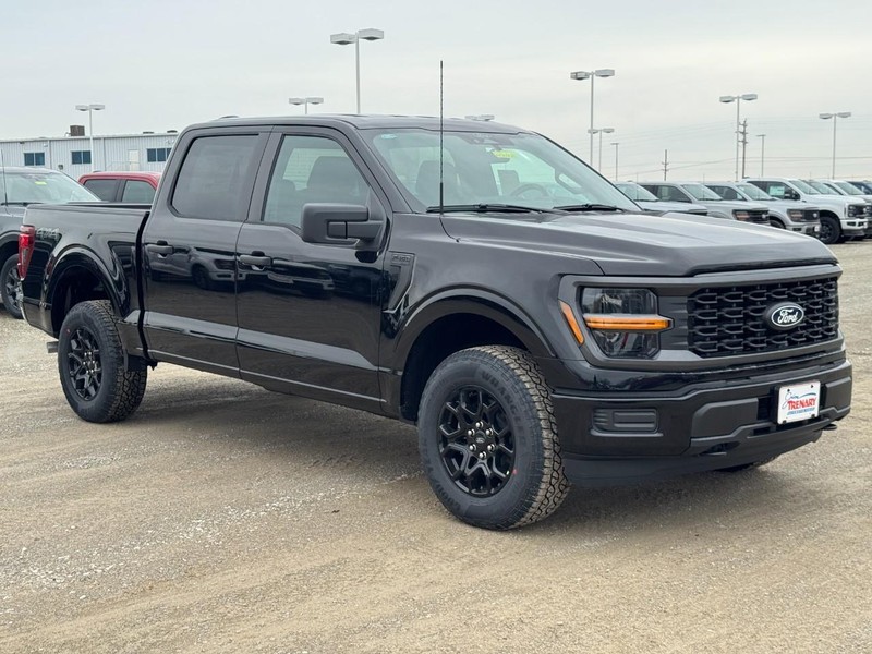 Ford F-150 Vehicle Full-screen Gallery Image 2