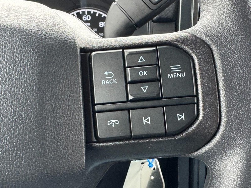 Ford F-150 Vehicle Full-screen Gallery Image 16