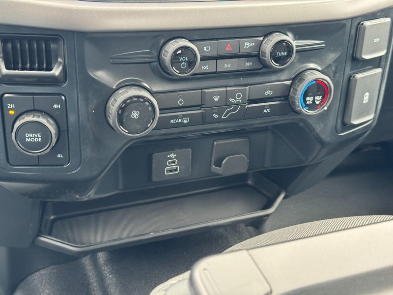 Ford F-150 Vehicle Image 14