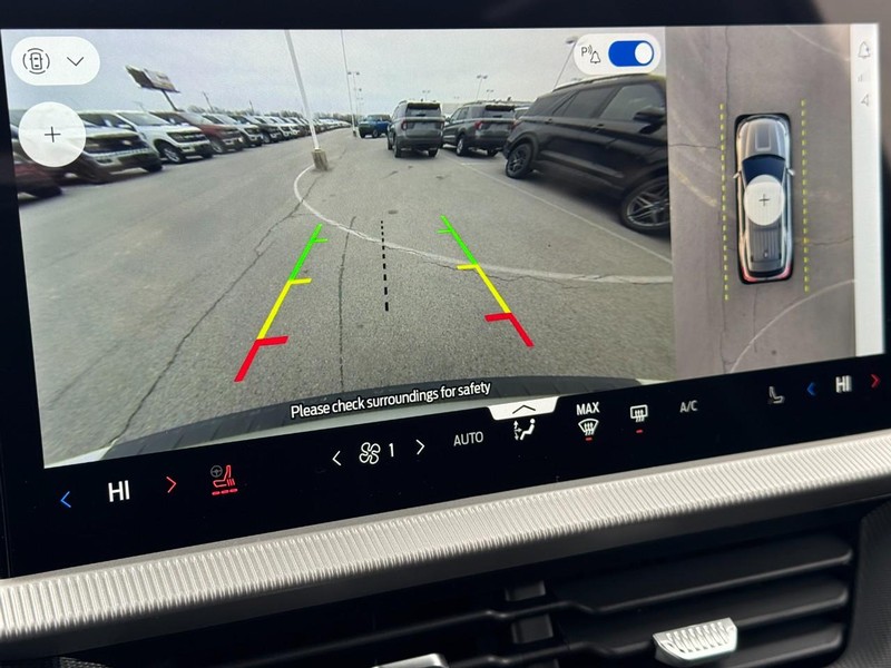 Ford Explorer Vehicle Image 20