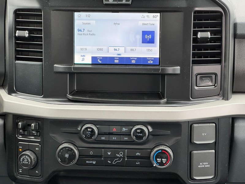 Ford Super Duty F-250 SRW Vehicle Image 09