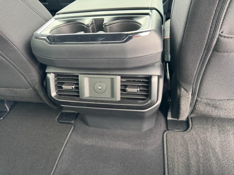 Ford F-150 Vehicle Image 11