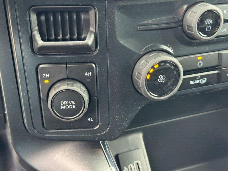 Ford F-150 Vehicle Image 18