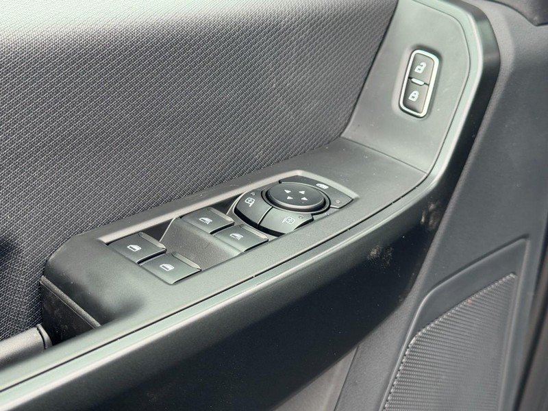 Ford F-150 Vehicle Image 13