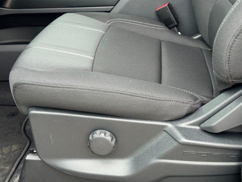 Ford F-150 Vehicle Image 14