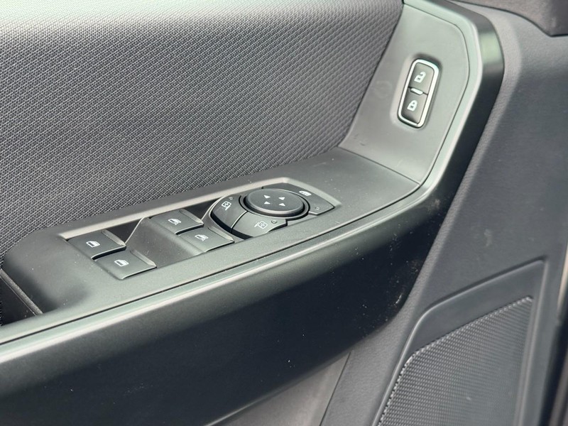 Ford F-150 Vehicle Image 12