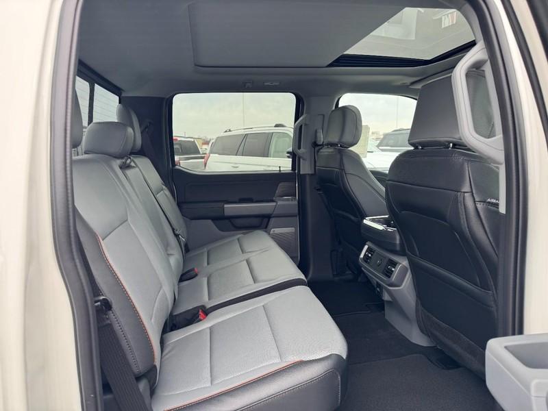 Ford F-150 Vehicle Image 06