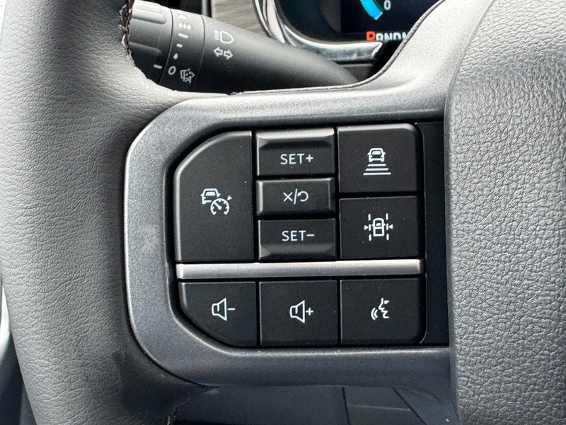 Ford F-150 Vehicle Image 17