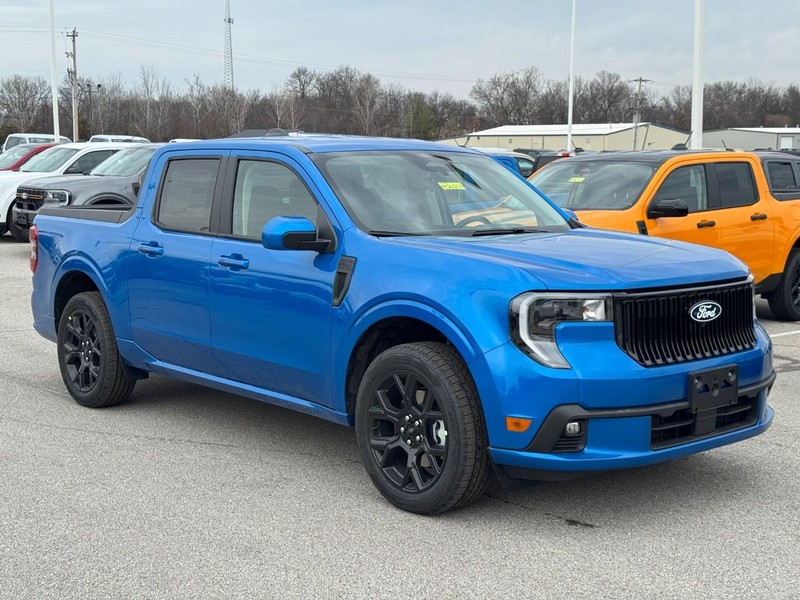 Ford Maverick Vehicle Image 02