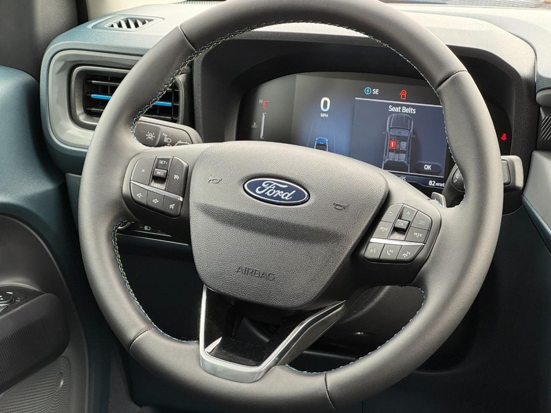 Ford Maverick Vehicle Image 07