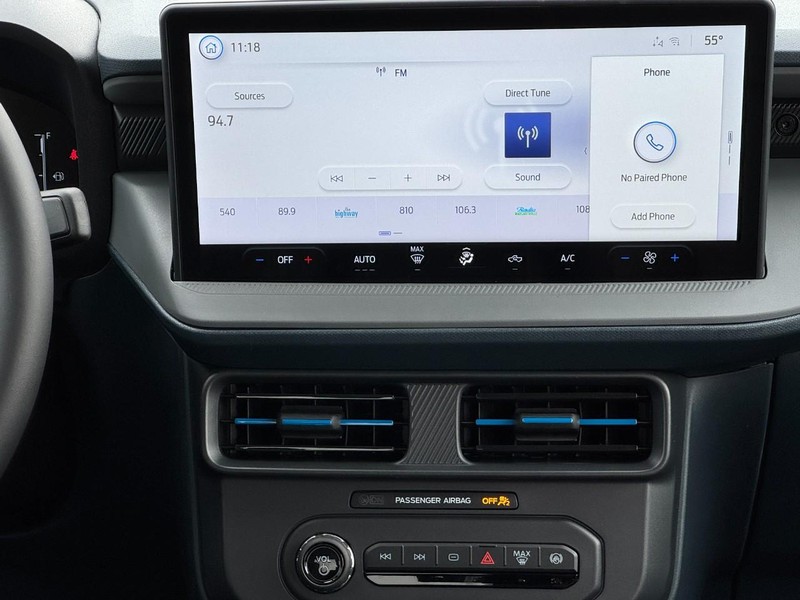 Ford Maverick Vehicle Image 08