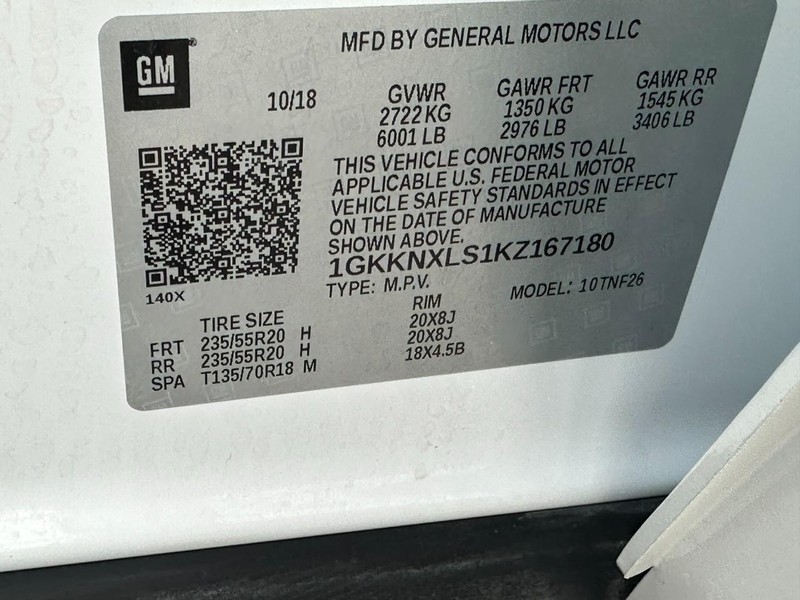 GMC Acadia Vehicle Full-screen Gallery Image 27