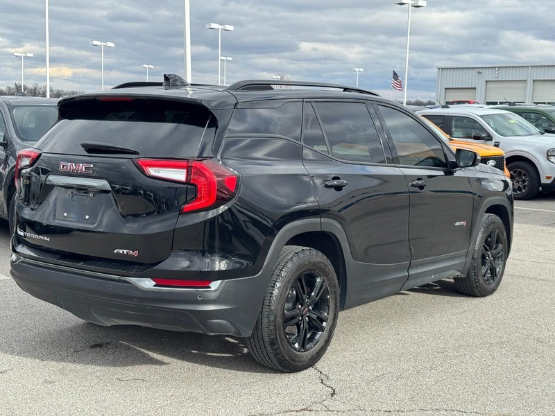 GMC Terrain Vehicle Image 03