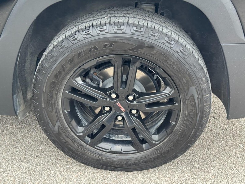 GMC Terrain Vehicle Image 07