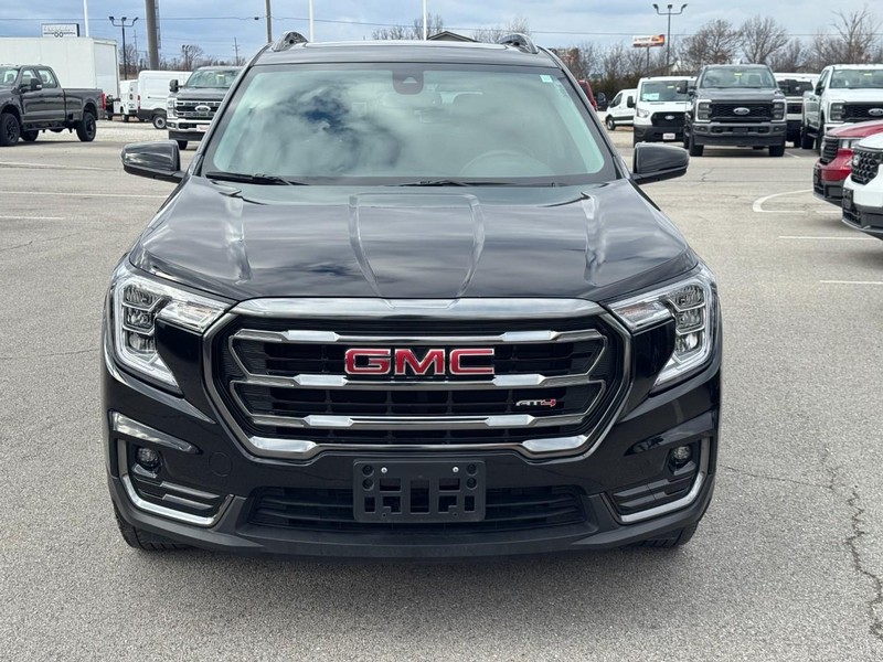 GMC Terrain Vehicle Image 09