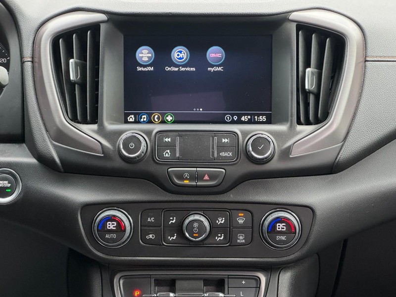 GMC Terrain Vehicle Image 13