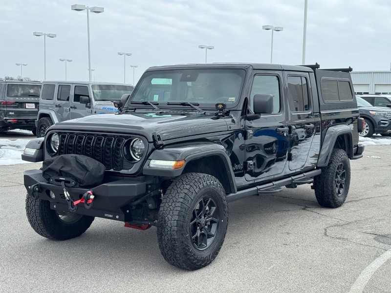 Jeep Gladiator Vehicle Full-screen Gallery Image 7