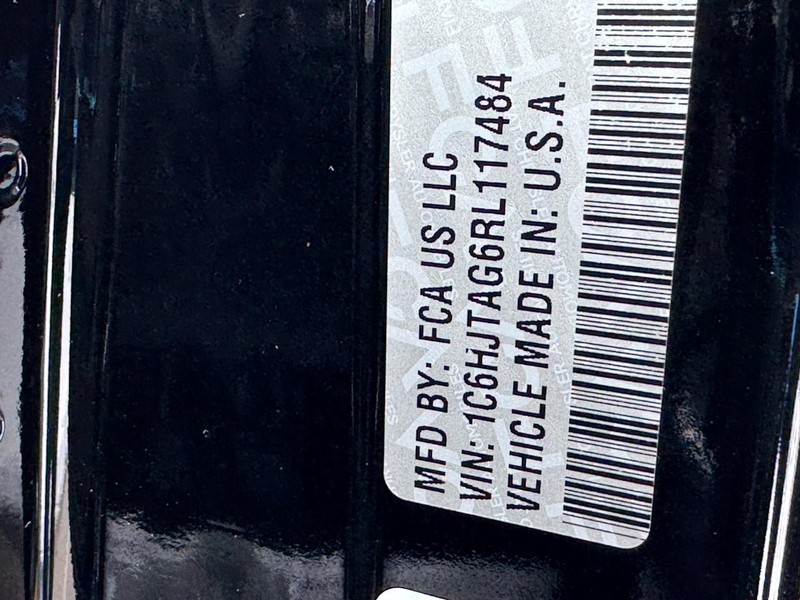 Jeep Gladiator Vehicle Full-screen Gallery Image 27