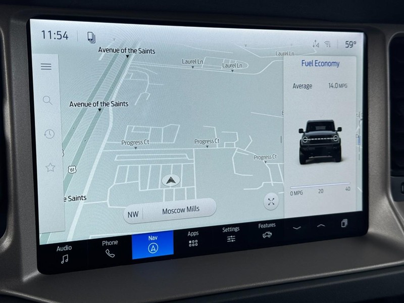 Ford Bronco Vehicle Full-screen Gallery Image 18