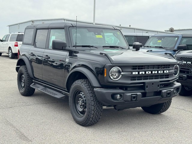 Ford Bronco Vehicle Image 02