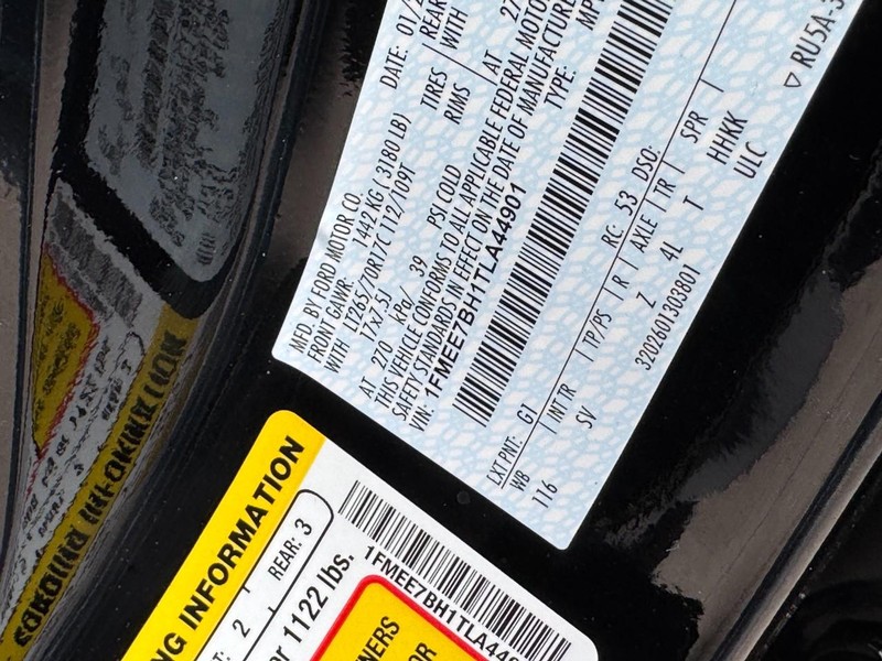 Ford Bronco Vehicle Full-screen Gallery Image 22