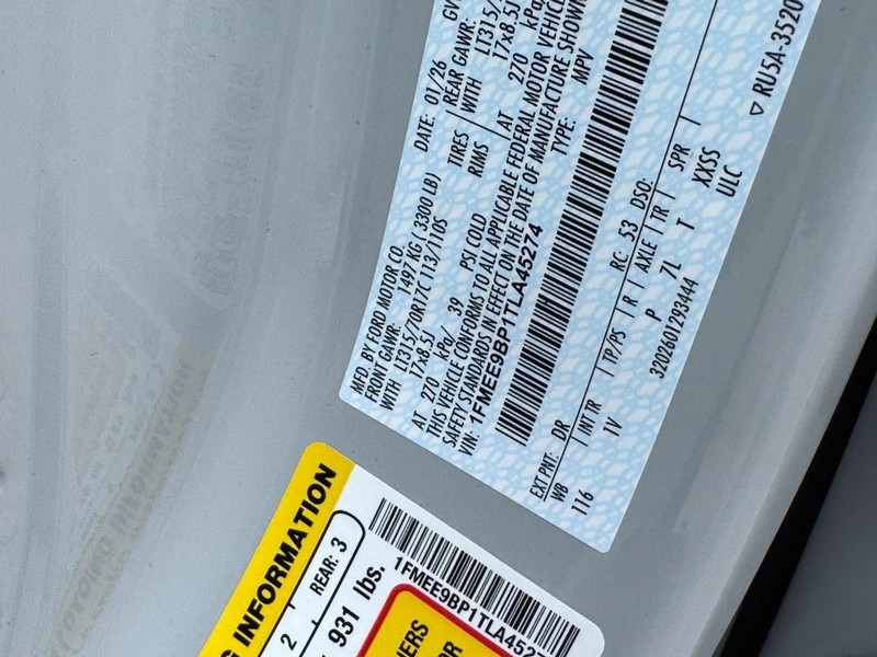 Ford Bronco Vehicle Full-screen Gallery Image 21