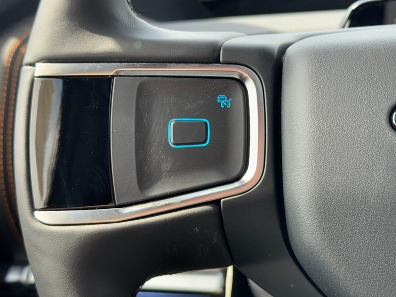 Ford Expedition Vehicle Full-screen Gallery Image 11