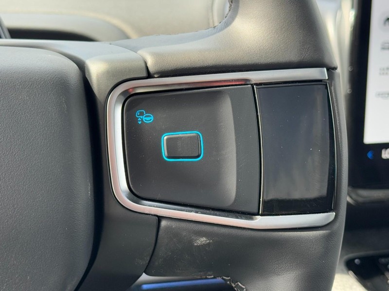 Ford Expedition Vehicle Full-screen Gallery Image 12