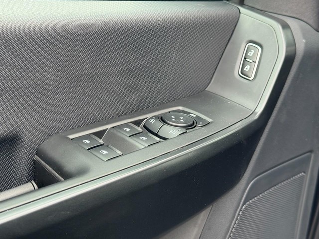 Ford F-150 Vehicle Image 12