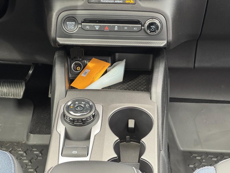 Ford Bronco Sport Vehicle Full-screen Gallery Image 9