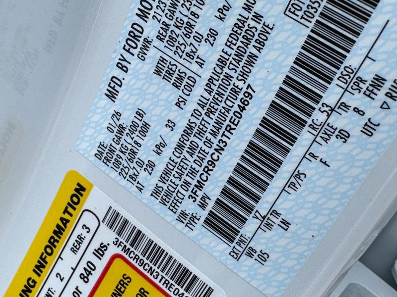 Ford Bronco Sport Vehicle Full-screen Gallery Image 19