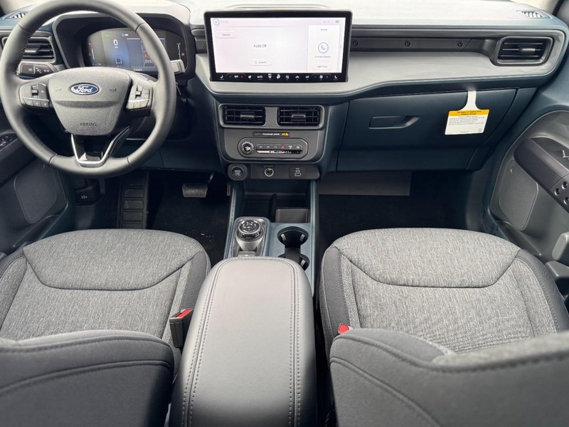 Ford Maverick Vehicle Full-screen Gallery Image 6