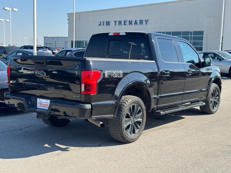 Ford F-150 Vehicle Full-screen Gallery Image 3