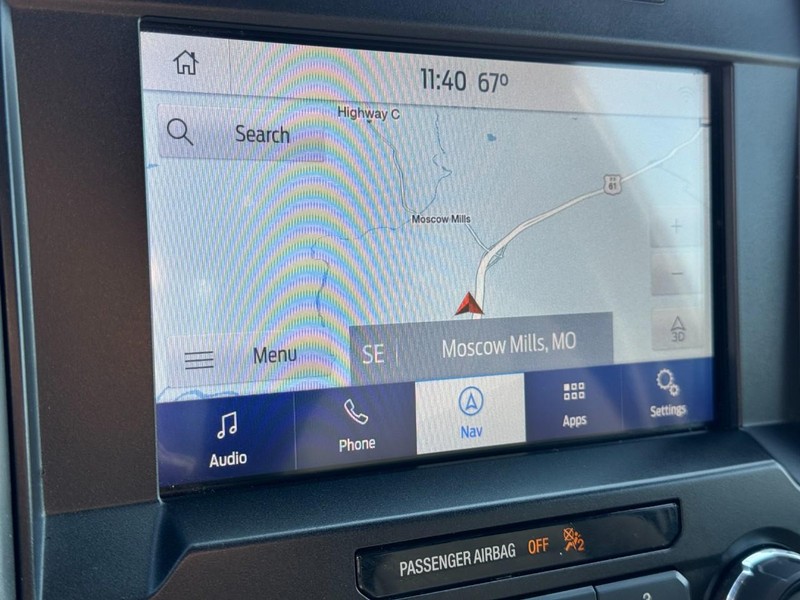 Ford F-150 Vehicle Full-screen Gallery Image 22