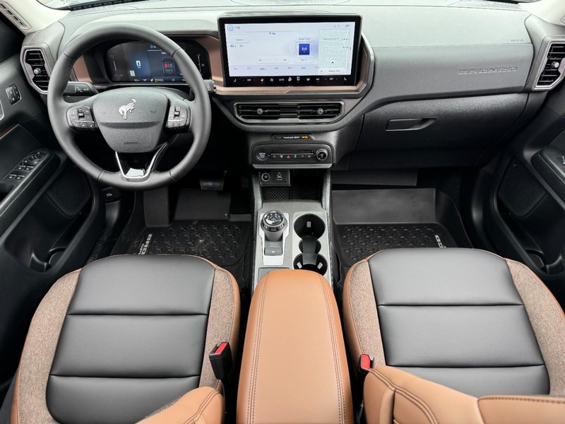 Ford Bronco Sport Vehicle Image 11