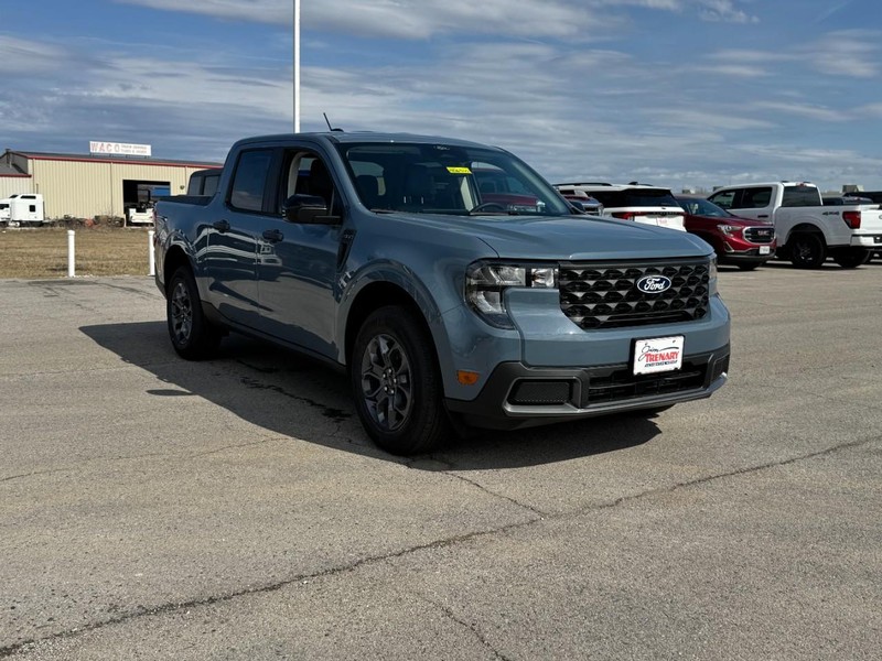 Ford Maverick Vehicle Image 02