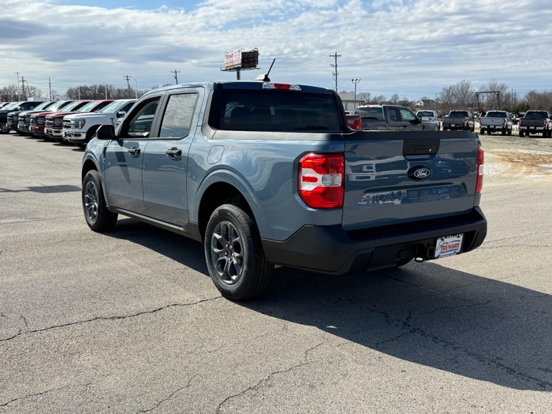 Ford Maverick Vehicle Image 05