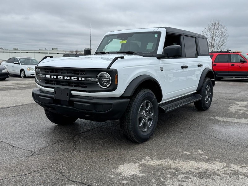 Ford Bronco Vehicle Image 07