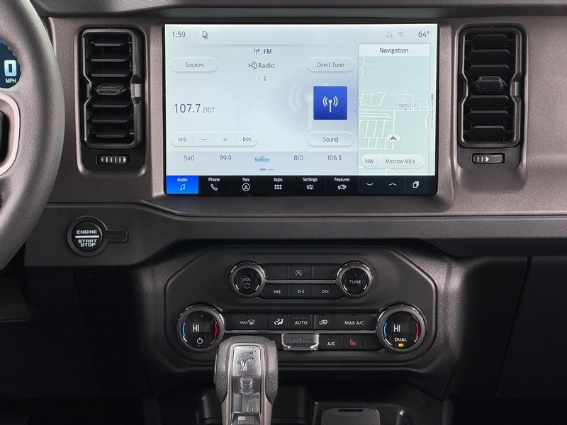 Ford Bronco Vehicle Image 12