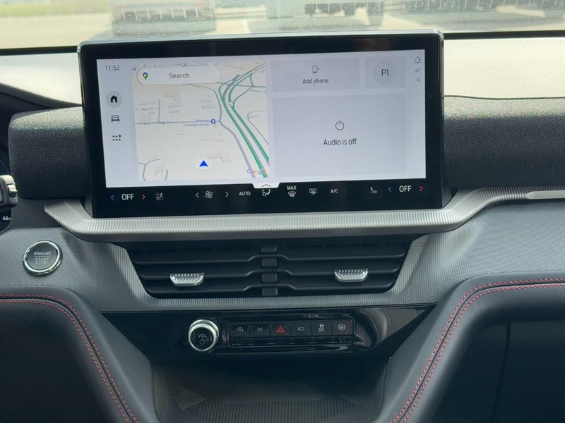 Ford Explorer Vehicle Full-screen Gallery Image 8