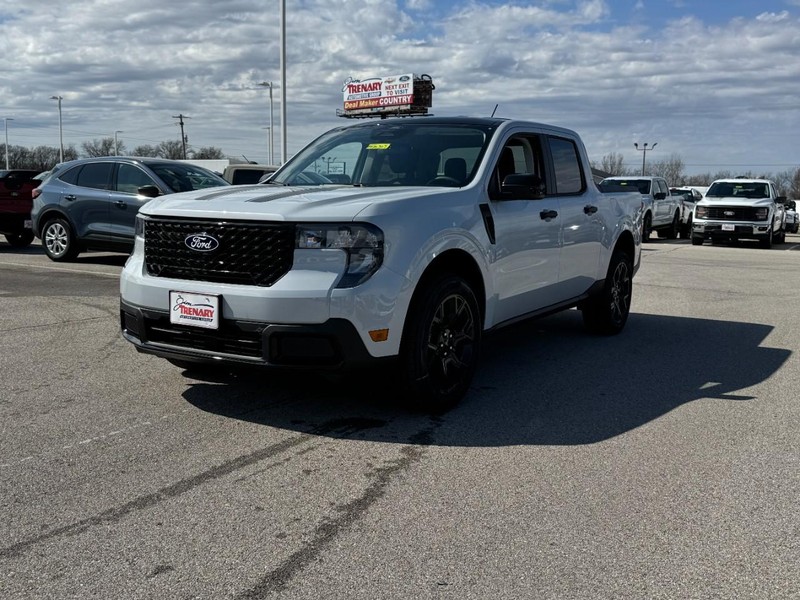 Ford Maverick Vehicle Image 07