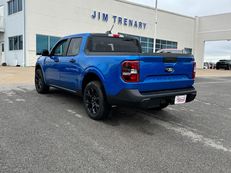 Ford Maverick Vehicle Image 05